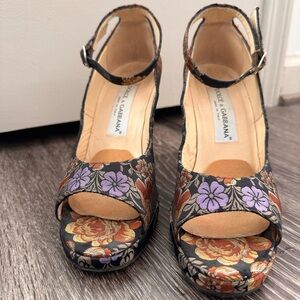 Vintage 1991 Dolce & Gabbana size 38 (7.5)